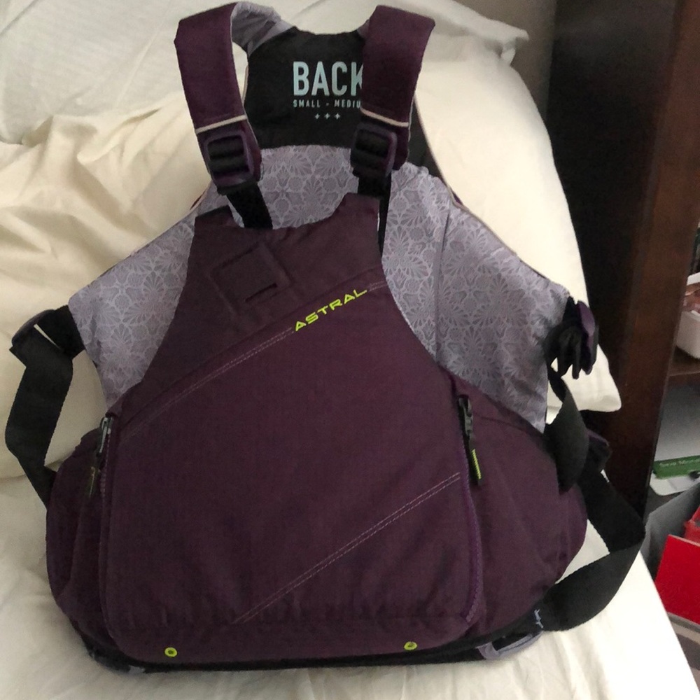 Astral small- medium life jacket